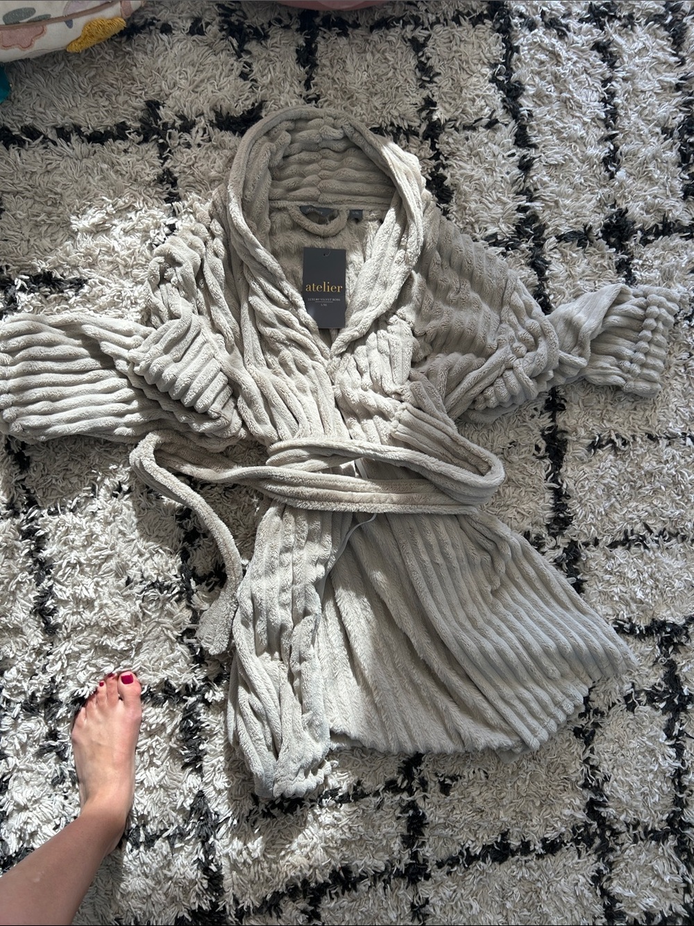 Atelier Ribbed Shawl-Collar Belted Robe - Light Gray